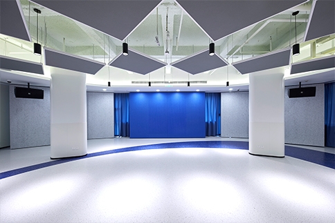 折叠门与隔断成教育空间优化利器 多维优势适配教学新需求